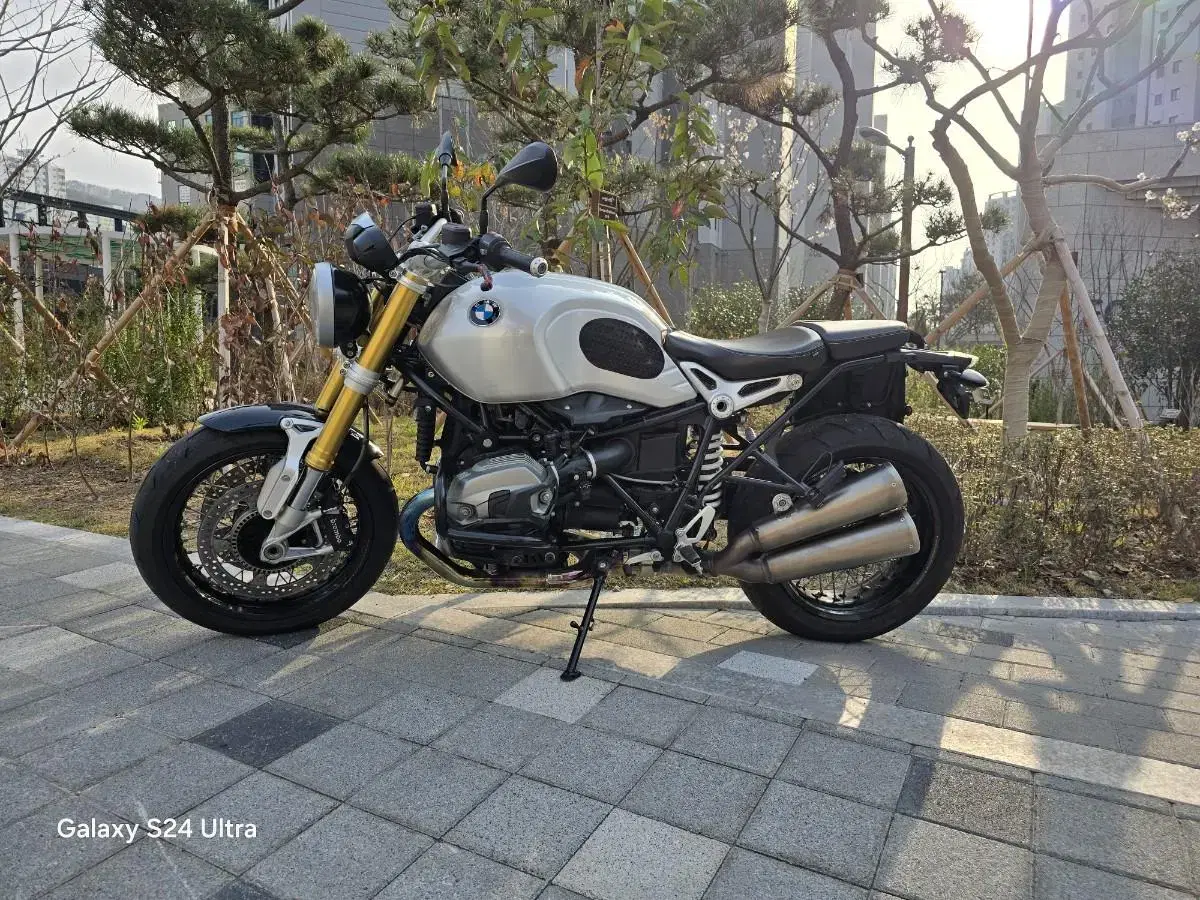 부산 2016 BMW R9T 대리판매합니다